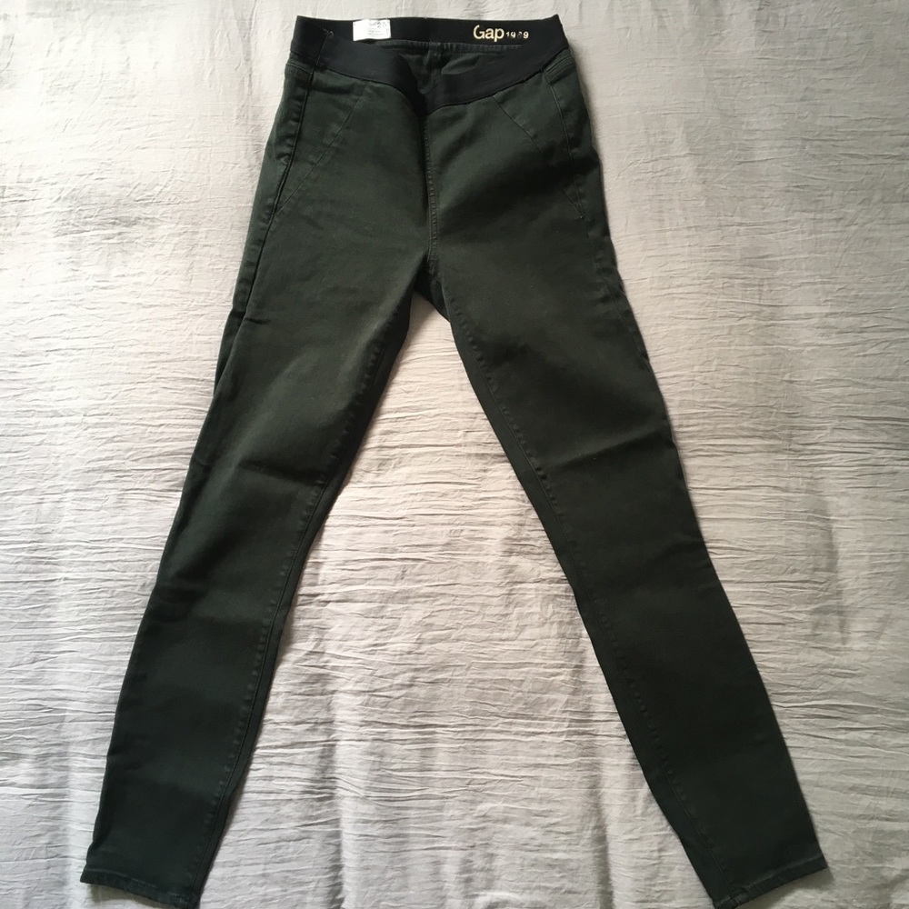 GAP Pull On Legging